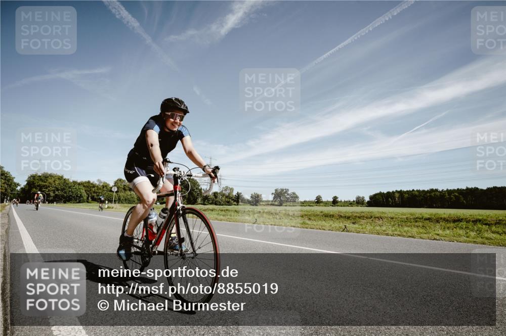 07.09.2025 - 19. Norderstedt Triathlon Michael Burmester http://msf.ph/oto/8855019 07.09.2025 12:03:18 Radfahren 737, 761, 1329 meine-sportfotos.de