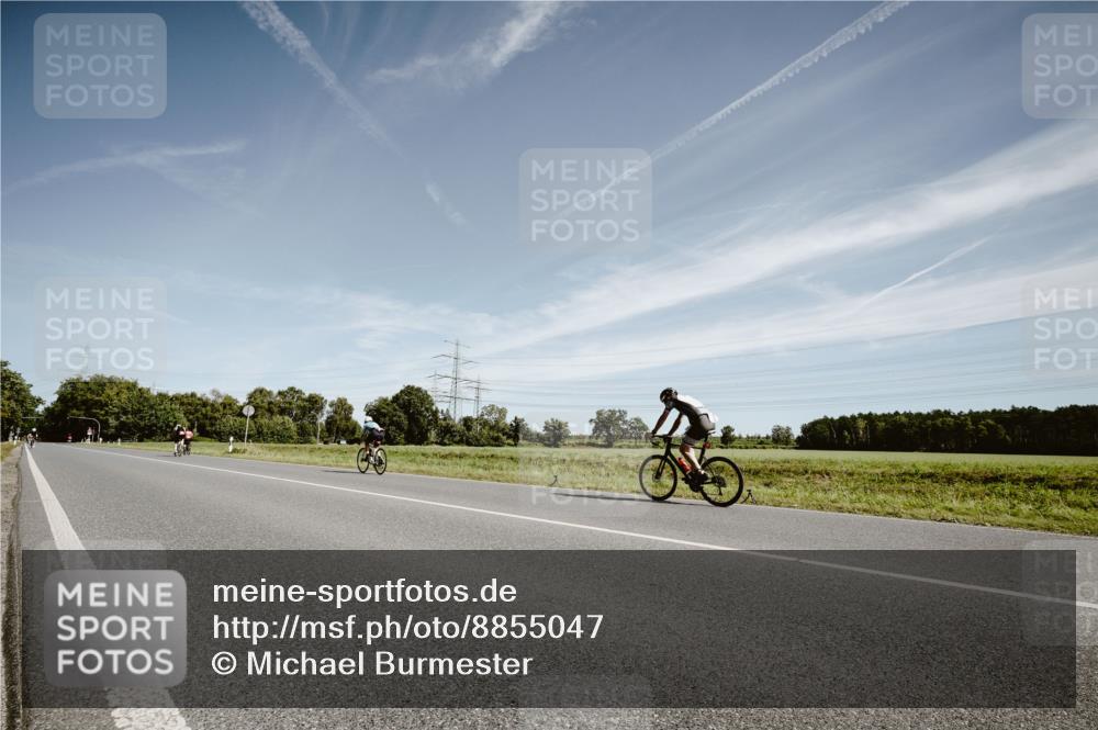 07.09.2025 - 19. Norderstedt Triathlon Michael Burmester http://msf.ph/oto/8855047 07.09.2025 12:03:37 Radfahren  meine-sportfotos.de