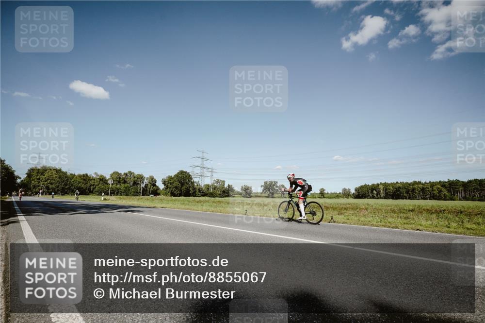 07.09.2025 - 19. Norderstedt Triathlon Michael Burmester http://msf.ph/oto/8855067 07.09.2025 15:07:05 Radfahren  meine-sportfotos.de