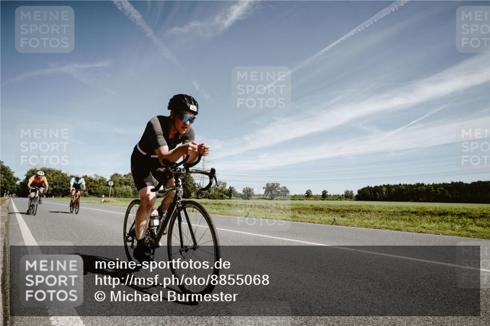 07.09.2025 - 19. Norderstedt Triathlon Michael Burmester http://msf.ph/oto/8855068 07.09.2025 12:03:52 Radfahren 149, 859, 1319 meine-sportfotos.de