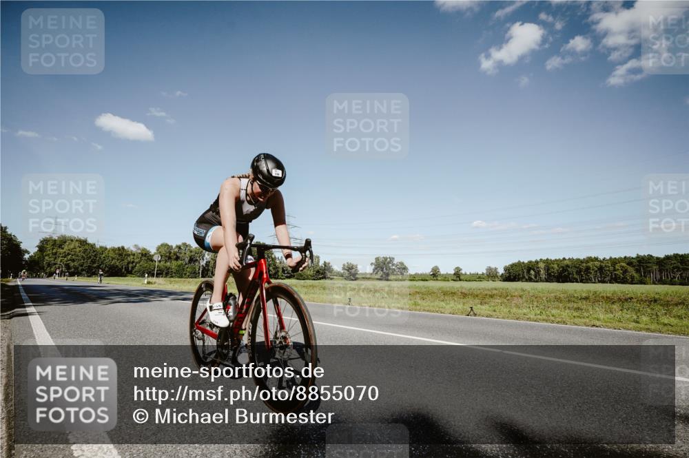 07.09.2025 - 19. Norderstedt Triathlon Michael Burmester http://msf.ph/oto/8855070 07.09.2025 15:07:10 Radfahren 449 meine-sportfotos.de