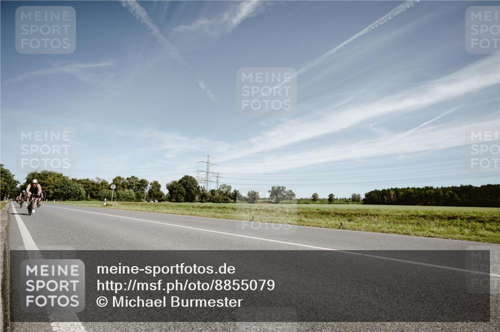 07.09.2025 - 19. Norderstedt Triathlon Michael Burmester http://msf.ph/oto/8855079 07.09.2025 12:04:04 Radfahren 278 meine-sportfotos.de
