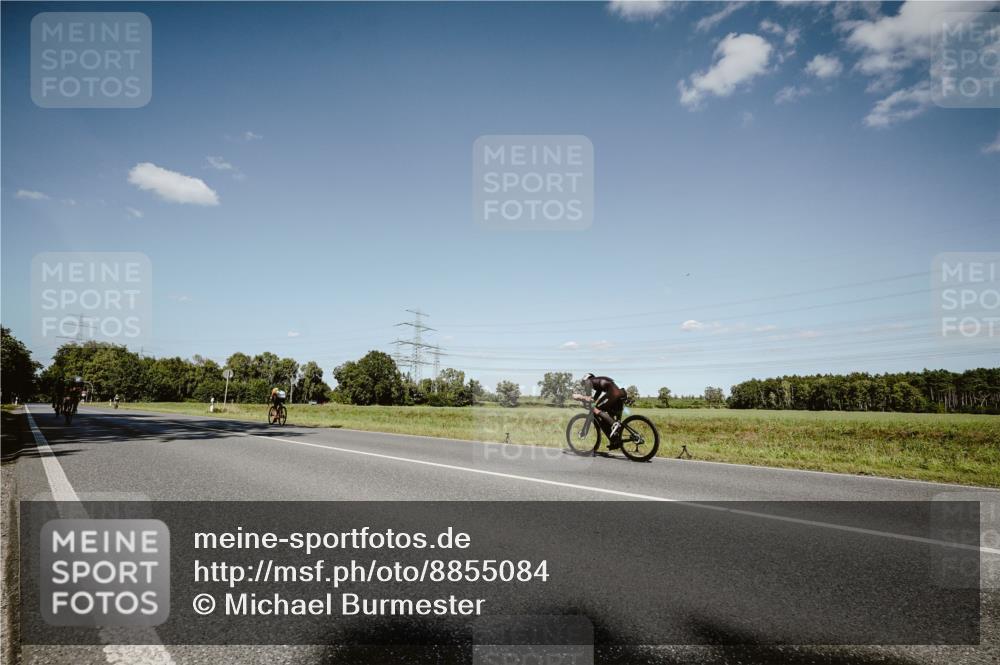 07.09.2025 - 19. Norderstedt Triathlon Michael Burmester http://msf.ph/oto/8855084 07.09.2025 15:07:20 Radfahren 1466, 1492, 1508 meine-sportfotos.de