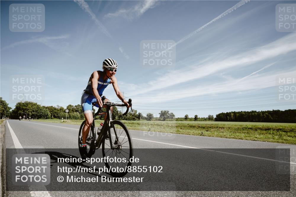 07.09.2025 - 19. Norderstedt Triathlon Michael Burmester http://msf.ph/oto/8855102 07.09.2025 12:04:18 Radfahren 1248 meine-sportfotos.de