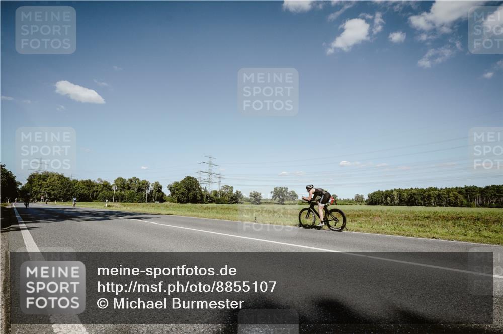 07.09.2025 - 19. Norderstedt Triathlon Michael Burmester http://msf.ph/oto/8855107 07.09.2025 15:07:40 Radfahren 1495 meine-sportfotos.de