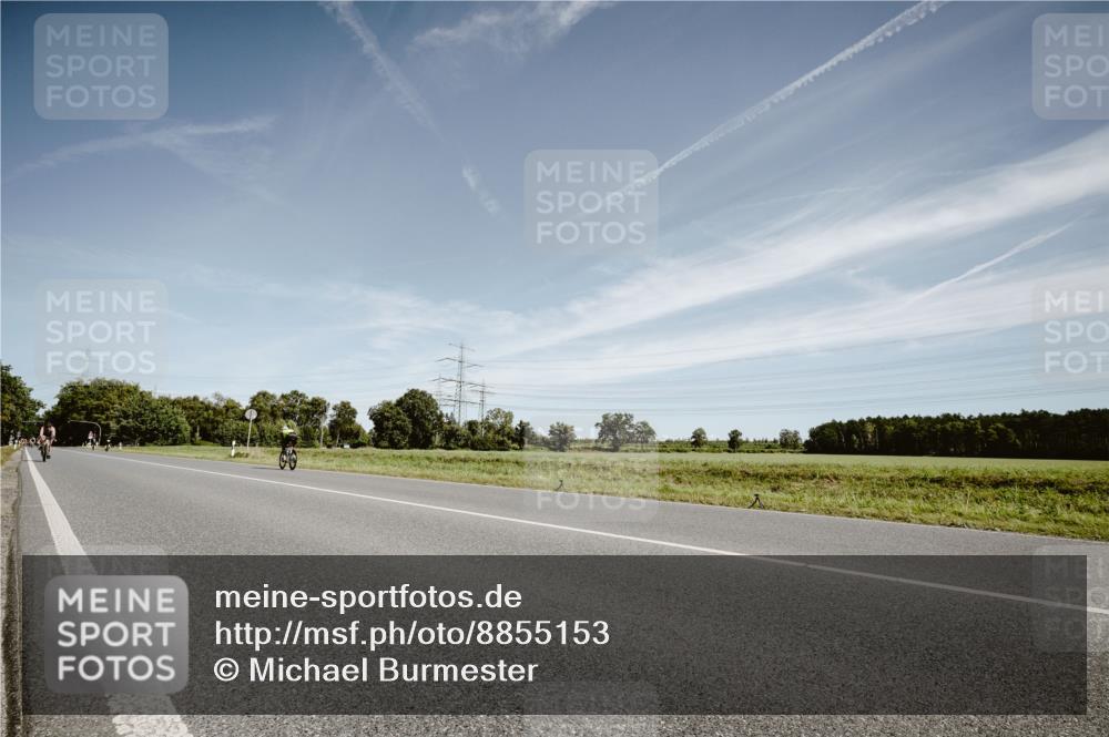 07.09.2025 - 19. Norderstedt Triathlon Michael Burmester http://msf.ph/oto/8855153 07.09.2025 12:04:58 Radfahren 195, 215, 1309 meine-sportfotos.de