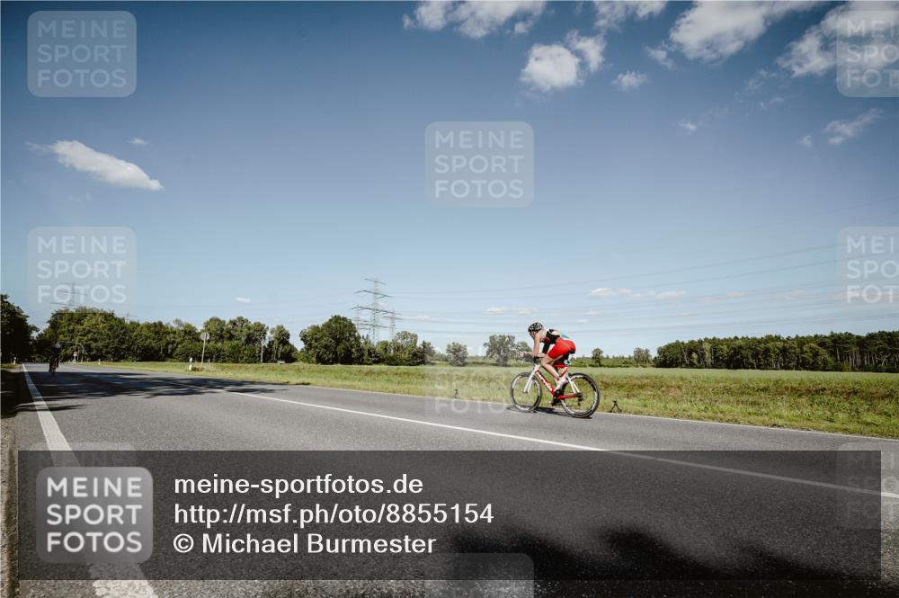 07.09.2025 - 19. Norderstedt Triathlon Michael Burmester http://msf.ph/oto/8855154 07.09.2025 15:08:33 Radfahren 437, 474 meine-sportfotos.de