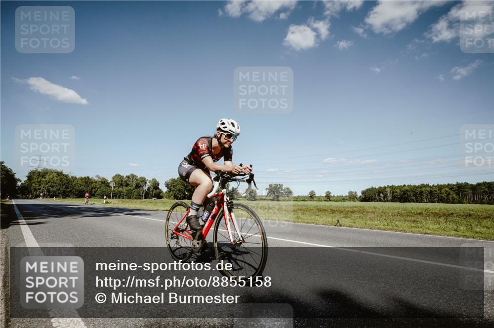 07.09.2025 - 19. Norderstedt Triathlon Michael Burmester http://msf.ph/oto/8855158 07.09.2025 15:08:36 Radfahren 437 meine-sportfotos.de