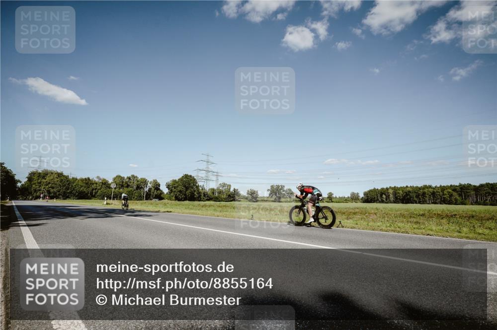 07.09.2025 - 19. Norderstedt Triathlon Michael Burmester http://msf.ph/oto/8855164 07.09.2025 15:08:40 Radfahren  meine-sportfotos.de
