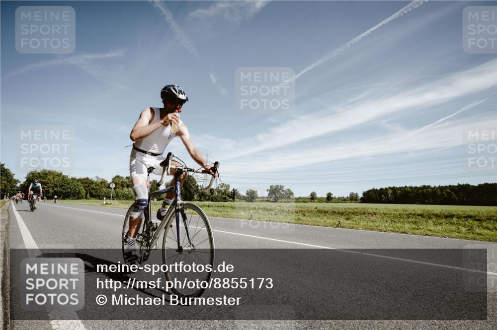 07.09.2025 - 19. Norderstedt Triathlon Michael Burmester http://msf.ph/oto/8855173 07.09.2025 12:05:11 Radfahren 697, 1239 meine-sportfotos.de
