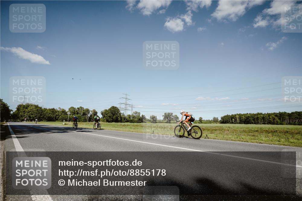 07.09.2025 - 19. Norderstedt Triathlon Michael Burmester http://msf.ph/oto/8855178 07.09.2025 15:08:55 Radfahren  meine-sportfotos.de
