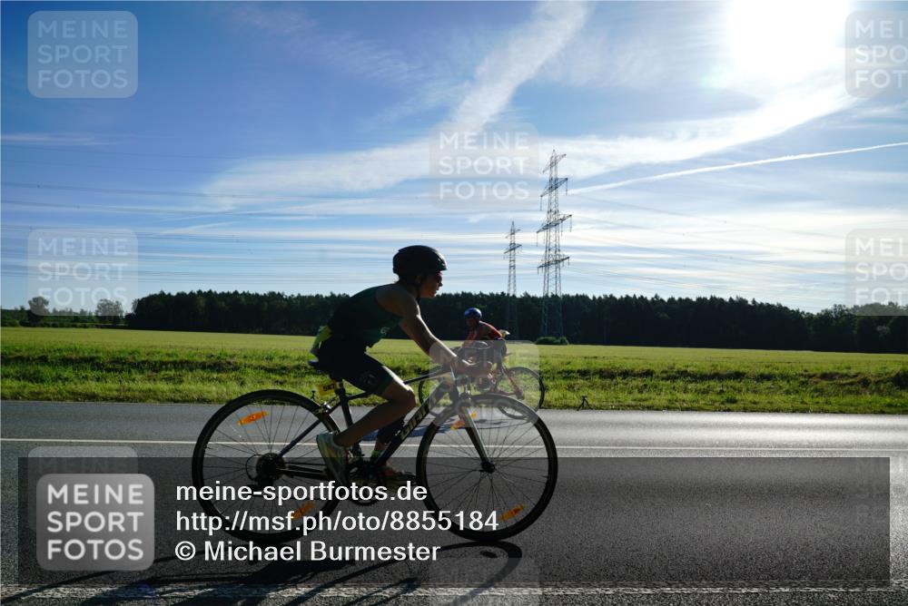07.09.2025 - 19. Norderstedt Triathlon Michael Burmester http://msf.ph/oto/8855184 07.09.2025 09:39:15 Radfahren 572, 586, 587, 613 meine-sportfotos.de