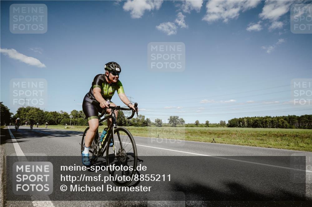 07.09.2025 - 19. Norderstedt Triathlon Michael Burmester http://msf.ph/oto/8855211 07.09.2025 15:09:23 Radfahren 454, 473, 480 meine-sportfotos.de