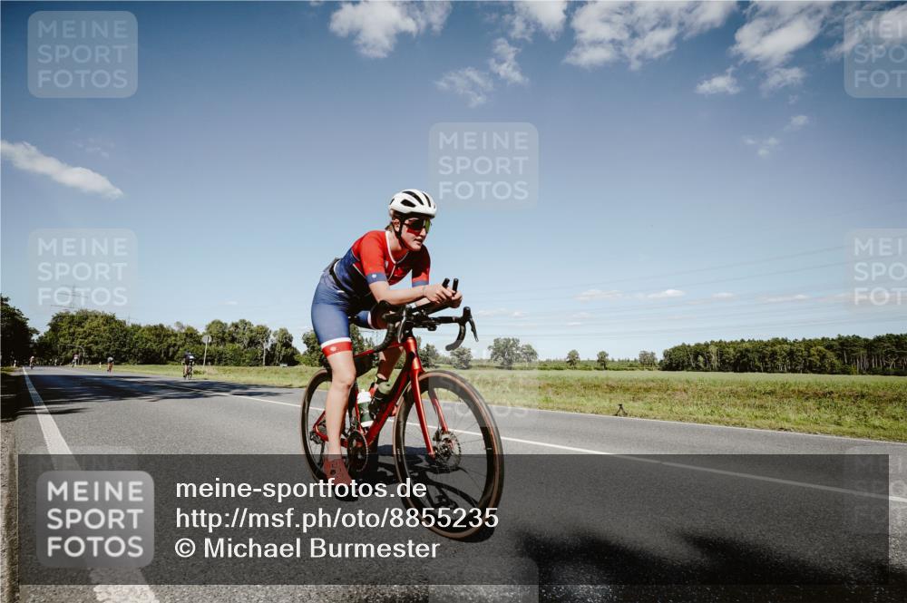 07.09.2025 - 19. Norderstedt Triathlon Michael Burmester http://msf.ph/oto/8855235 07.09.2025 15:09:37 Radfahren 1498 meine-sportfotos.de