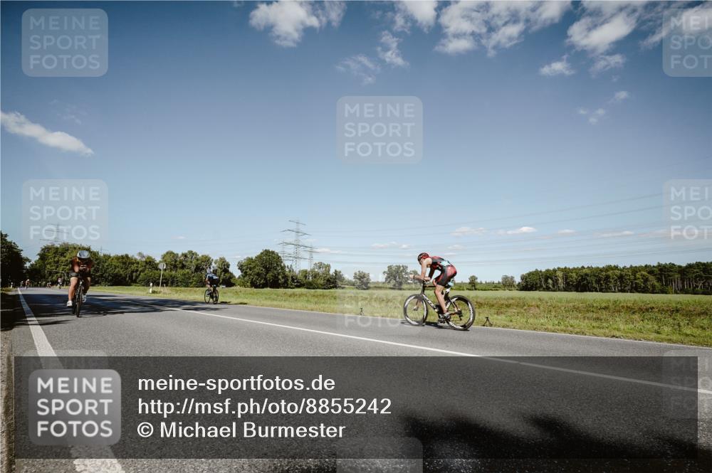 07.09.2025 - 19. Norderstedt Triathlon Michael Burmester http://msf.ph/oto/8855242 07.09.2025 15:09:43 Radfahren 1504 meine-sportfotos.de
