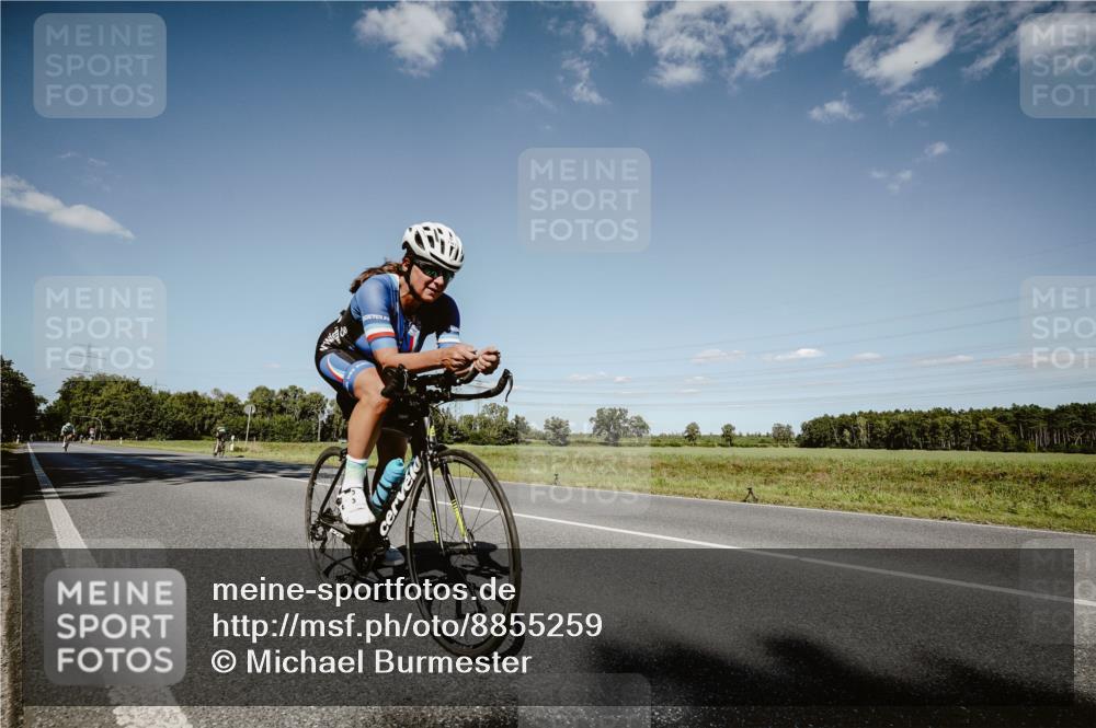 07.09.2025 - 19. Norderstedt Triathlon Michael Burmester http://msf.ph/oto/8855259 07.09.2025 15:09:56 Radfahren 953, 1447 meine-sportfotos.de