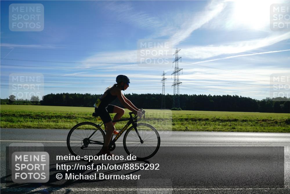 07.09.2025 - 19. Norderstedt Triathlon Michael Burmester http://msf.ph/oto/8855292 07.09.2025 09:41:12 Radfahren 565, 584, 599, 616 meine-sportfotos.de