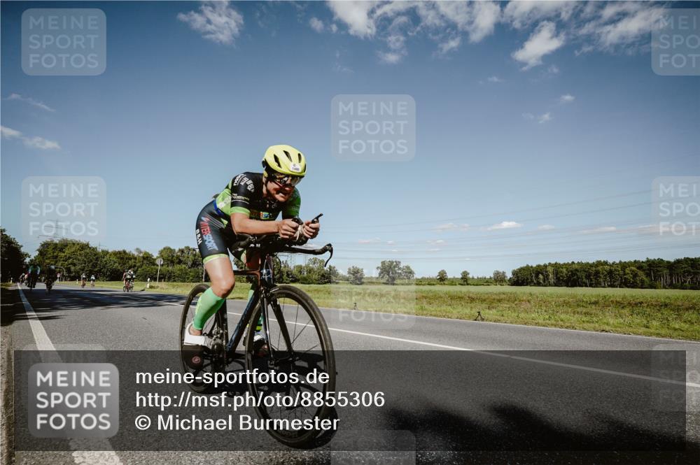 07.09.2025 - 19. Norderstedt Triathlon Michael Burmester http://msf.ph/oto/8855306 07.09.2025 15:10:32 Radfahren 431, 469, 905, 1480 meine-sportfotos.de