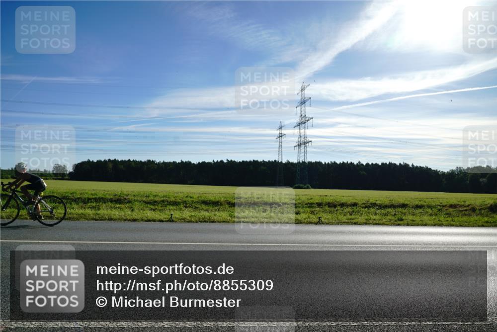 07.09.2025 - 19. Norderstedt Triathlon Michael Burmester http://msf.ph/oto/8855309 07.09.2025 09:41:30 Radfahren  meine-sportfotos.de