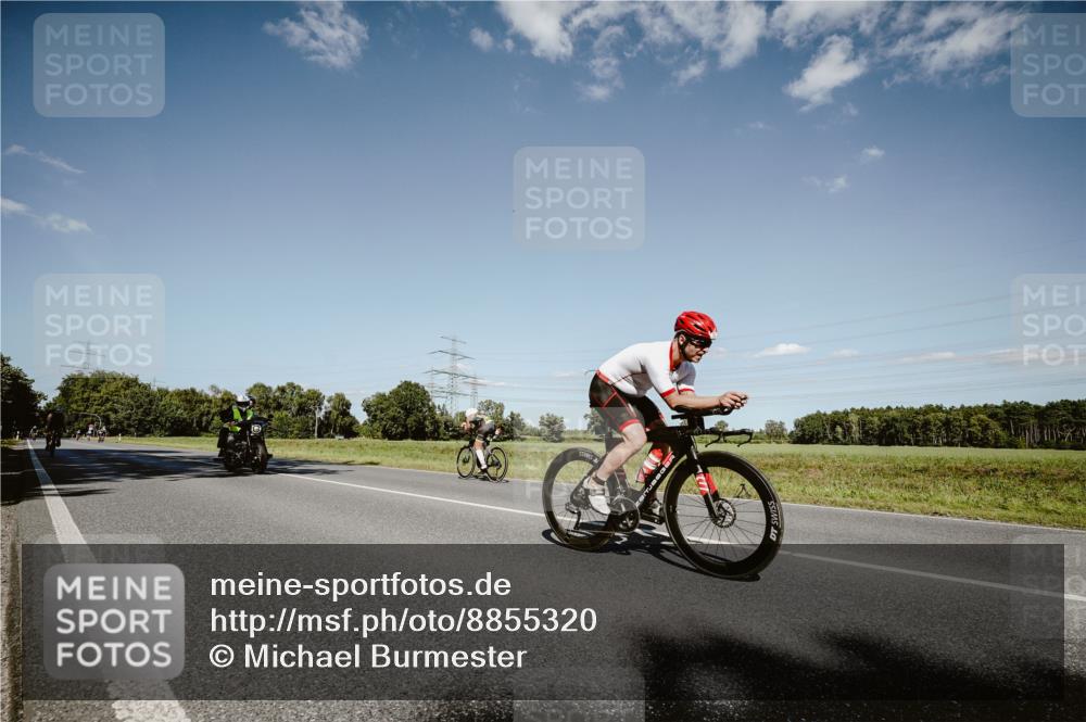 07.09.2025 - 19. Norderstedt Triathlon Michael Burmester http://msf.ph/oto/8855320 07.09.2025 15:10:37 Radfahren 395, 469, 905, 1537 meine-sportfotos.de