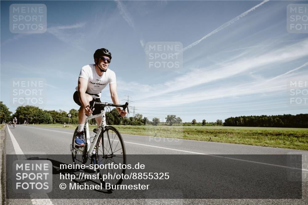 07.09.2025 - 19. Norderstedt Triathlon Michael Burmester http://msf.ph/oto/8855325 07.09.2025 12:06:31 Radfahren 139, 701 meine-sportfotos.de