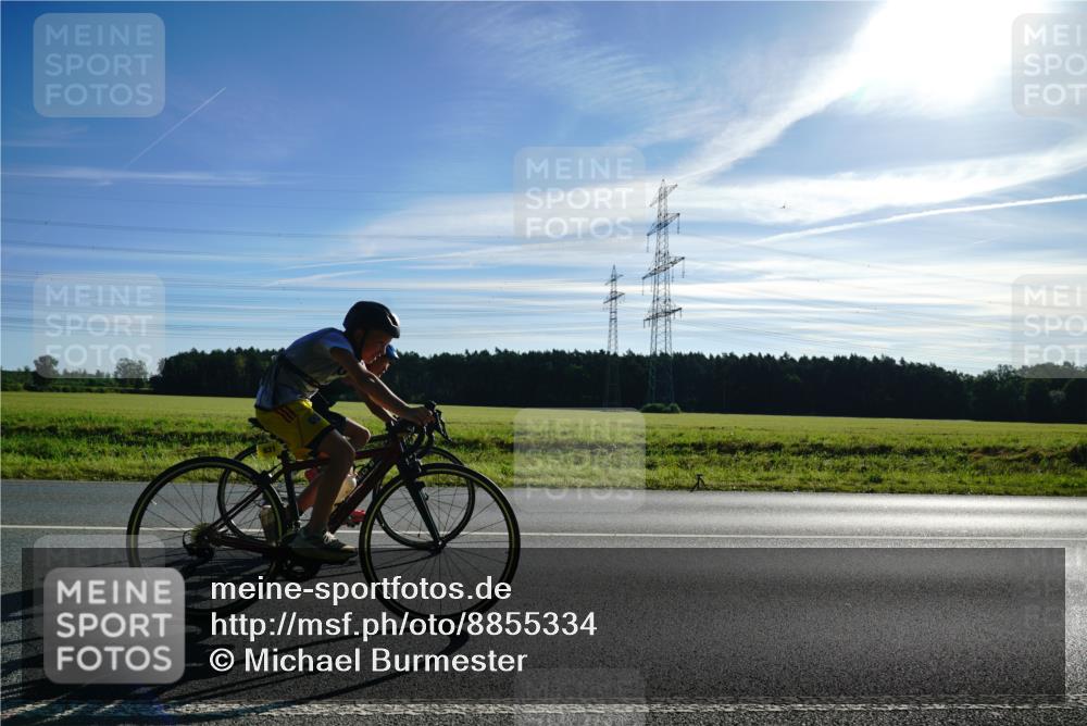 07.09.2025 - 19. Norderstedt Triathlon Michael Burmester http://msf.ph/oto/8855334 07.09.2025 09:42:33 Radfahren 580, 631 meine-sportfotos.de