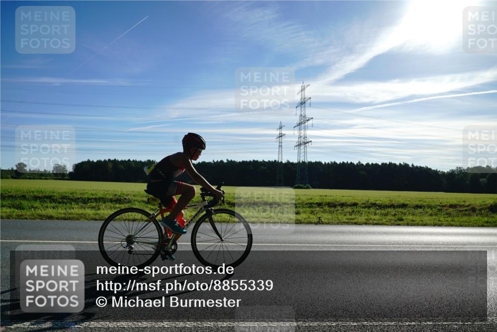 07.09.2025 - 19. Norderstedt Triathlon Michael Burmester http://msf.ph/oto/8855339 07.09.2025 09:43:01 Radfahren 579, 596 meine-sportfotos.de