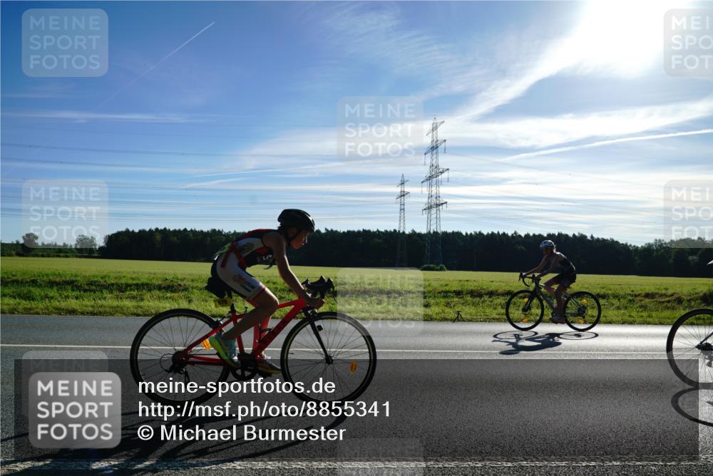 07.09.2025 - 19. Norderstedt Triathlon Michael Burmester http://msf.ph/oto/8855341 07.09.2025 09:43:01 Radfahren 579, 596 meine-sportfotos.de