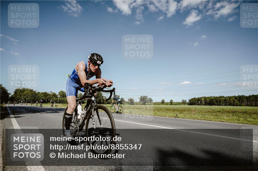 07.09.2025 - 19. Norderstedt Triathlon Michael Burmester http://msf.ph/oto/8855347 07.09.2025 15:10:47 Radfahren 475, 946, 967 meine-sportfotos.de