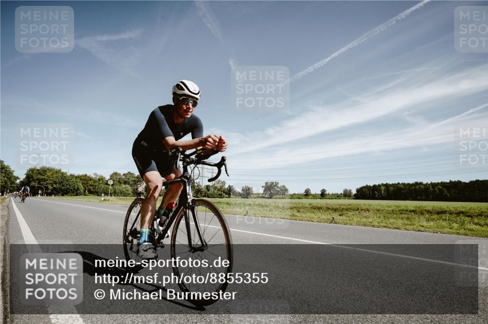 07.09.2025 - 19. Norderstedt Triathlon Michael Burmester http://msf.ph/oto/8855355 07.09.2025 12:07:04 Radfahren 226, 846 meine-sportfotos.de