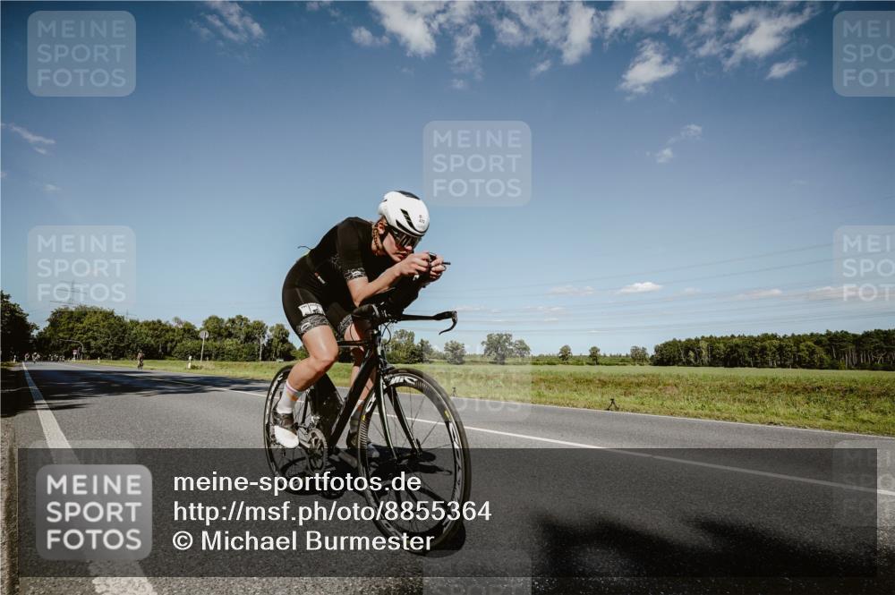 07.09.2025 - 19. Norderstedt Triathlon Michael Burmester http://msf.ph/oto/8855364 07.09.2025 15:11:00 Radfahren 472, 1500 meine-sportfotos.de