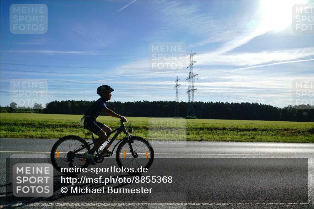 07.09.2025 - 19. Norderstedt Triathlon Michael Burmester http://msf.ph/oto/8855368 07.09.2025 09:44:15 Radfahren 564 meine-sportfotos.de