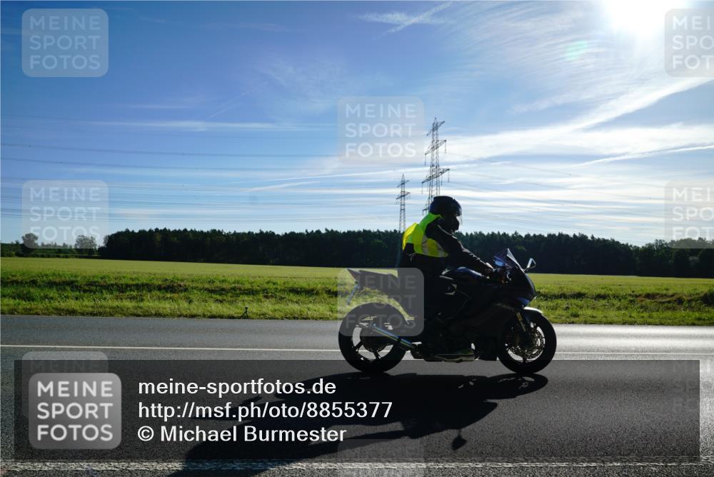 07.09.2025 - 19. Norderstedt Triathlon Michael Burmester http://msf.ph/oto/8855377 07.09.2025 09:47:17 Radfahren  meine-sportfotos.de
