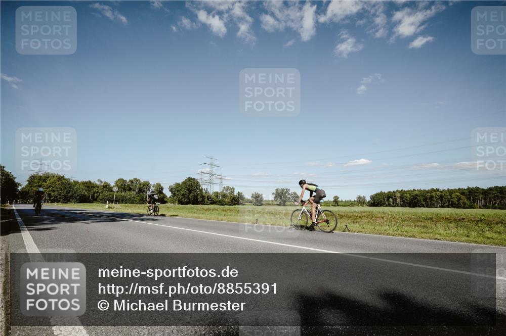 07.09.2025 - 19. Norderstedt Triathlon Michael Burmester http://msf.ph/oto/8855391 07.09.2025 15:11:24 Radfahren 416, 1404 meine-sportfotos.de