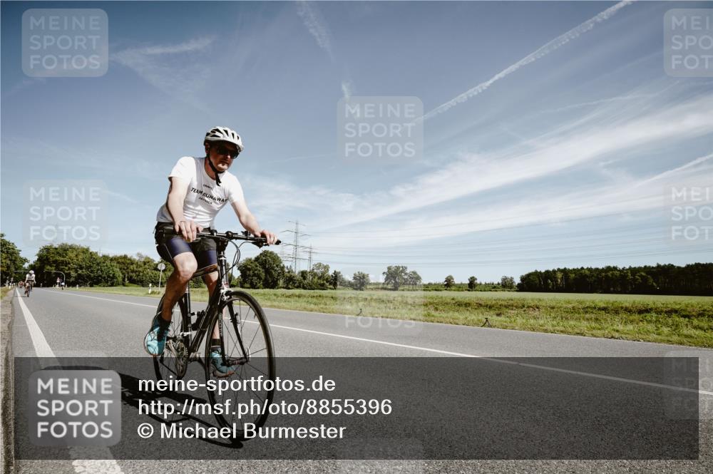 07.09.2025 - 19. Norderstedt Triathlon Michael Burmester http://msf.ph/oto/8855396 07.09.2025 12:07:23 Radfahren 861, 1398 meine-sportfotos.de