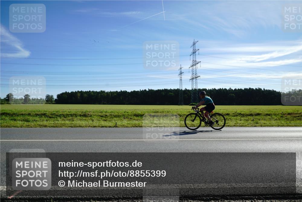 07.09.2025 - 19. Norderstedt Triathlon Michael Burmester http://msf.ph/oto/8855399 07.09.2025 10:20:58 Radfahren  meine-sportfotos.de