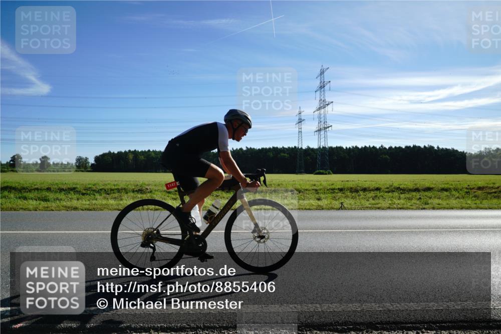 07.09.2025 - 19. Norderstedt Triathlon Michael Burmester http://msf.ph/oto/8855406 07.09.2025 10:21:01 Radfahren 1147 meine-sportfotos.de
