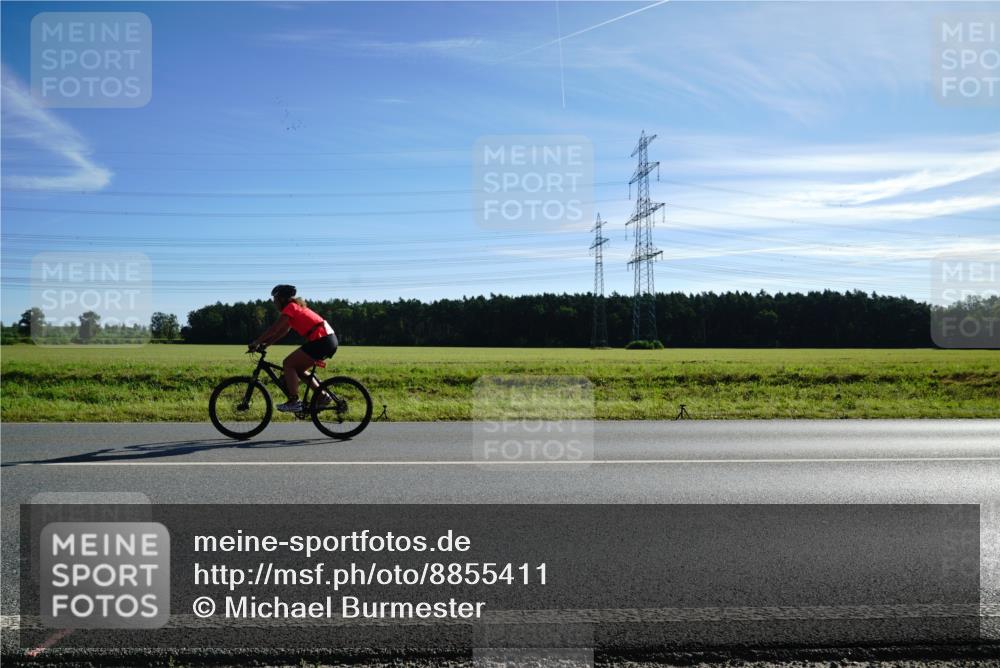 07.09.2025 - 19. Norderstedt Triathlon Michael Burmester http://msf.ph/oto/8855411 07.09.2025 10:21:18 Radfahren  meine-sportfotos.de