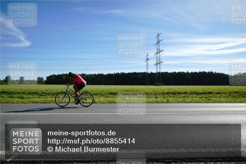 07.09.2025 - 19. Norderstedt Triathlon Michael Burmester http://msf.ph/oto/8855414 07.09.2025 10:21:42 Radfahren  meine-sportfotos.de