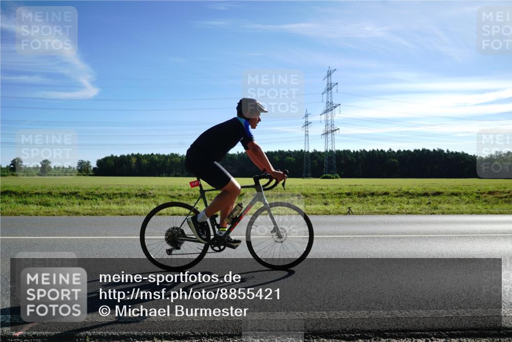 07.09.2025 - 19. Norderstedt Triathlon Michael Burmester http://msf.ph/oto/8855421 07.09.2025 10:23:42 Radfahren 1127 meine-sportfotos.de