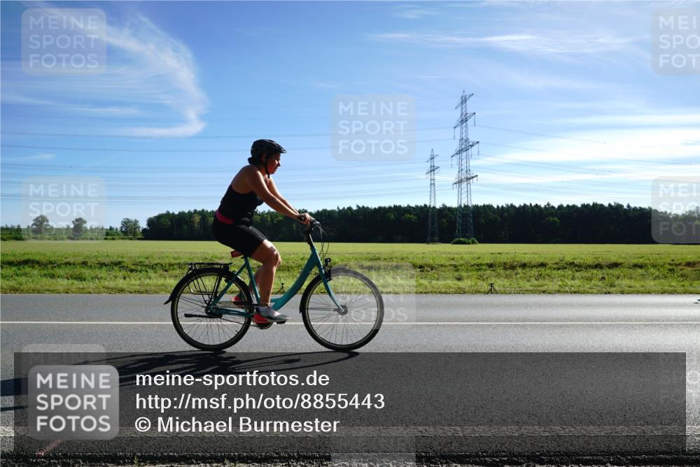 07.09.2025 - 19. Norderstedt Triathlon Michael Burmester http://msf.ph/oto/8855443 07.09.2025 10:26:04 Radfahren 1118 meine-sportfotos.de