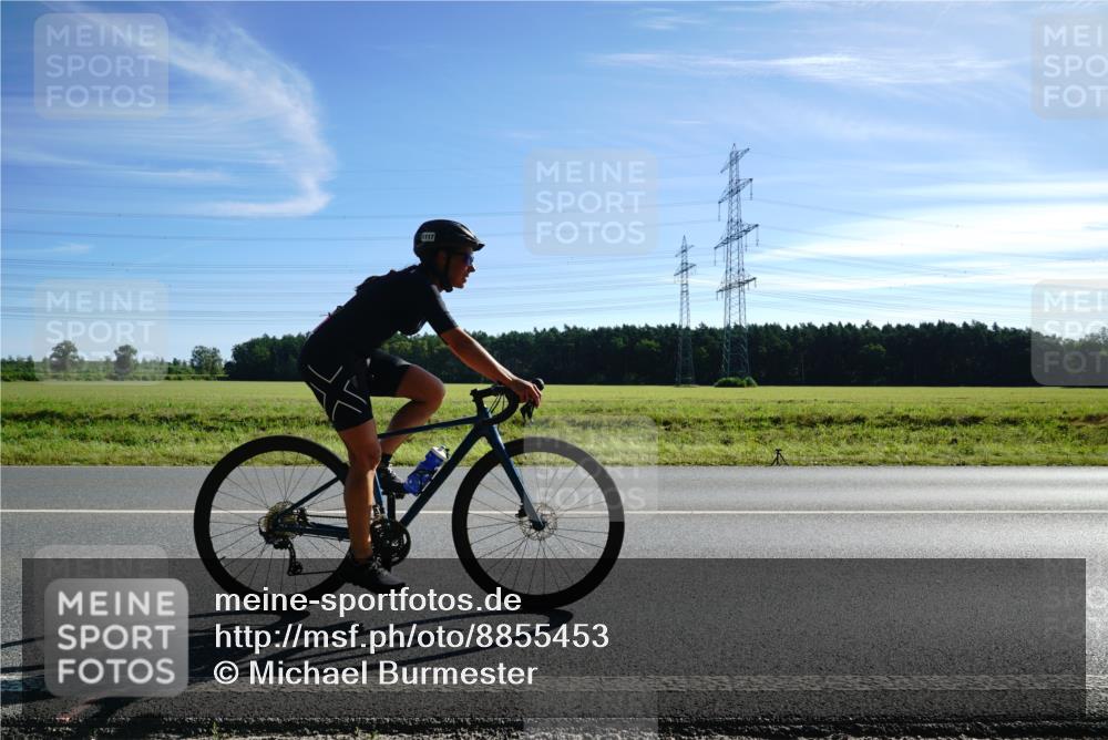 07.09.2025 - 19. Norderstedt Triathlon Michael Burmester http://msf.ph/oto/8855453 07.09.2025 10:26:13 Radfahren 1117, 1151 meine-sportfotos.de