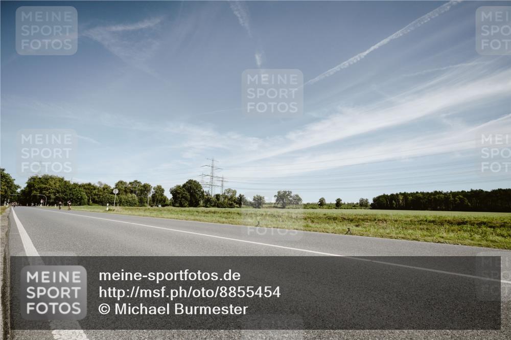 07.09.2025 - 19. Norderstedt Triathlon Michael Burmester http://msf.ph/oto/8855454 07.09.2025 12:08:04 Radfahren 765 meine-sportfotos.de
