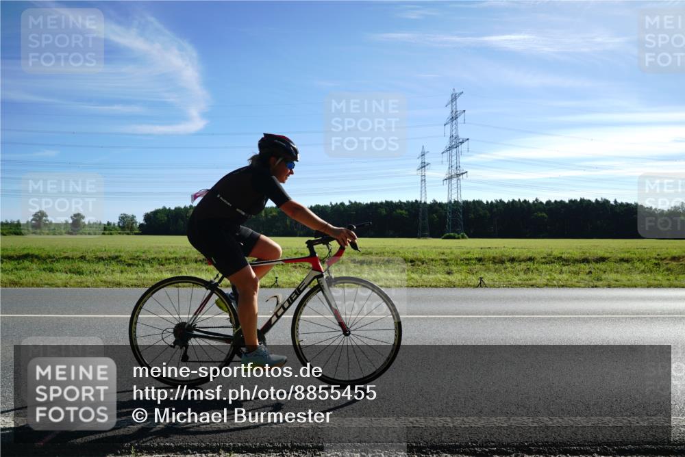 07.09.2025 - 19. Norderstedt Triathlon Michael Burmester http://msf.ph/oto/8855455 07.09.2025 10:26:20 Radfahren 1110 meine-sportfotos.de