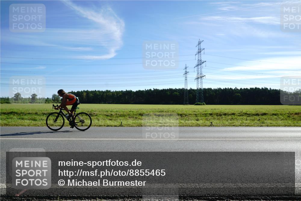 07.09.2025 - 19. Norderstedt Triathlon Michael Burmester http://msf.ph/oto/8855465 07.09.2025 10:28:56 Radfahren 1141 meine-sportfotos.de