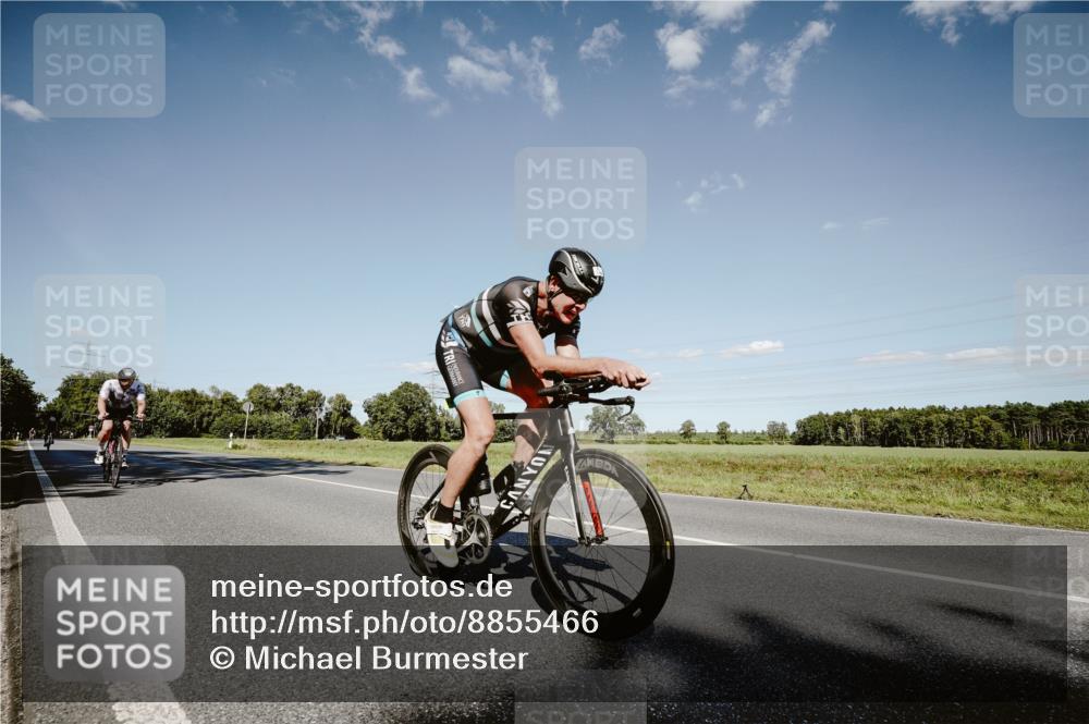 07.09.2025 - 19. Norderstedt Triathlon Michael Burmester http://msf.ph/oto/8855466 07.09.2025 15:12:35 Radfahren 943, 1429, 1484 meine-sportfotos.de
