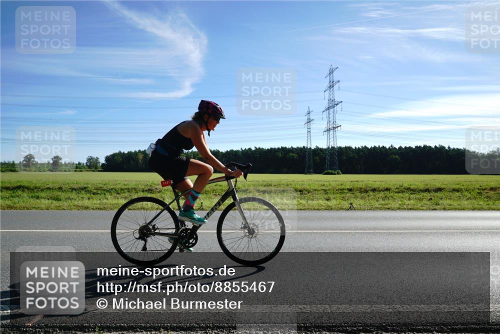 07.09.2025 - 19. Norderstedt Triathlon Michael Burmester http://msf.ph/oto/8855467 07.09.2025 10:28:56 Radfahren 1141 meine-sportfotos.de