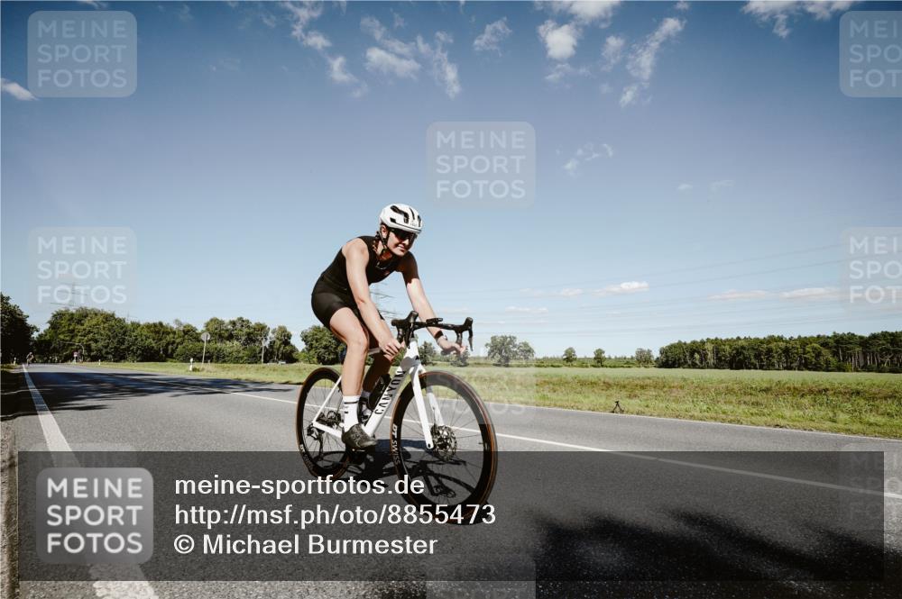 07.09.2025 - 19. Norderstedt Triathlon Michael Burmester http://msf.ph/oto/8855473 07.09.2025 15:12:39 Radfahren 943, 1453 meine-sportfotos.de
