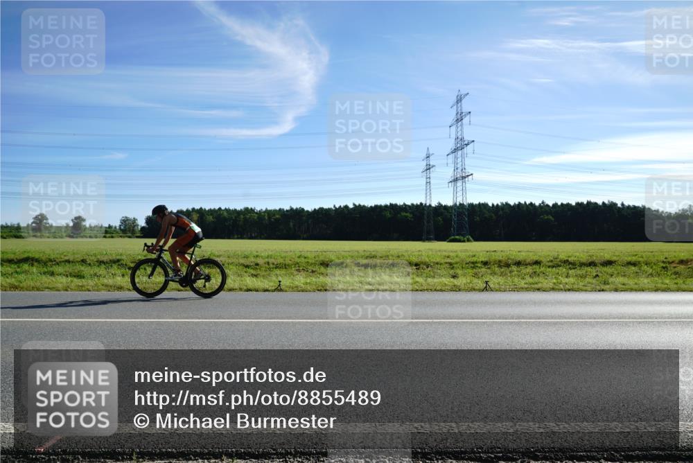 07.09.2025 - 19. Norderstedt Triathlon Michael Burmester http://msf.ph/oto/8855489 07.09.2025 10:30:11 Radfahren 1113 meine-sportfotos.de