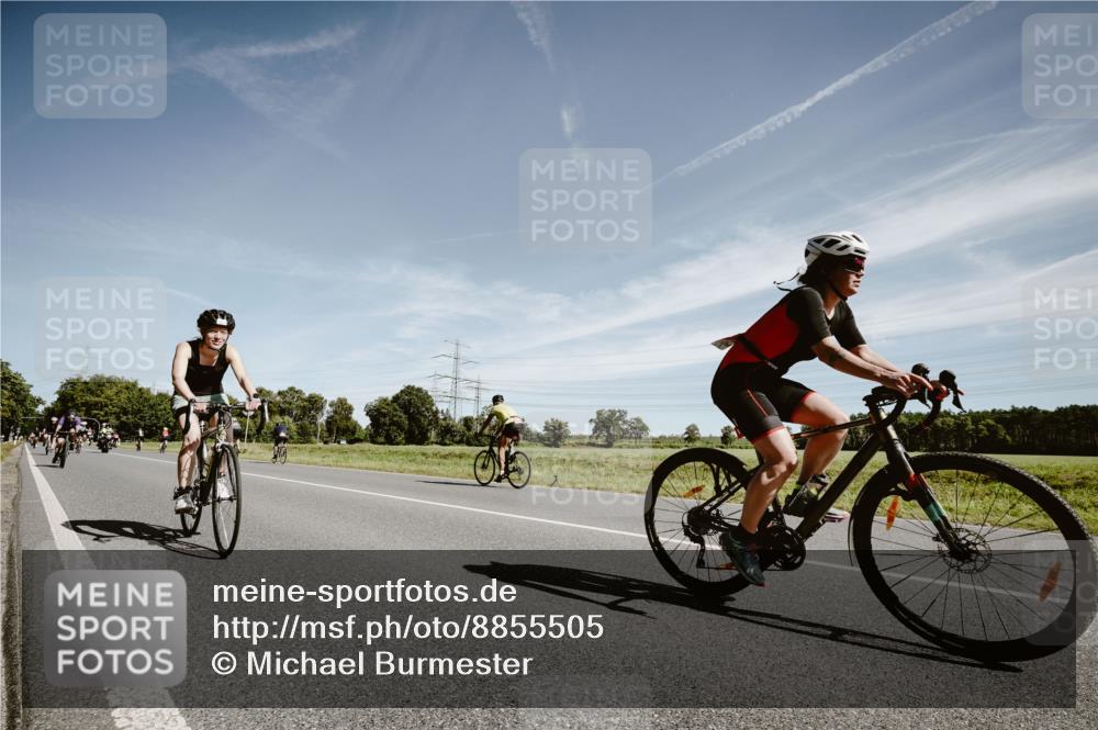 07.09.2025 - 19. Norderstedt Triathlon Michael Burmester http://msf.ph/oto/8855505 07.09.2025 12:08:25 Radfahren 208, 287, 1246, 1338 meine-sportfotos.de